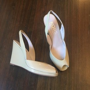 Michael Kors Vivian patent wedge sandals size 8